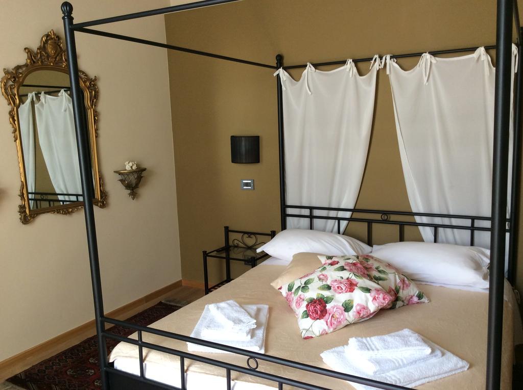 Madama Cristina Bed & Breakfast ตูริน ภายนอก รูปภาพ